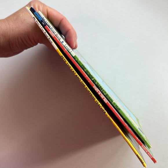 🌈2/$8 3-Book Bundle Level One Readers - Picture 3 of 16